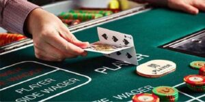 Top 3 loại sách dạy chơi baccarat nhất định bạn nên có 